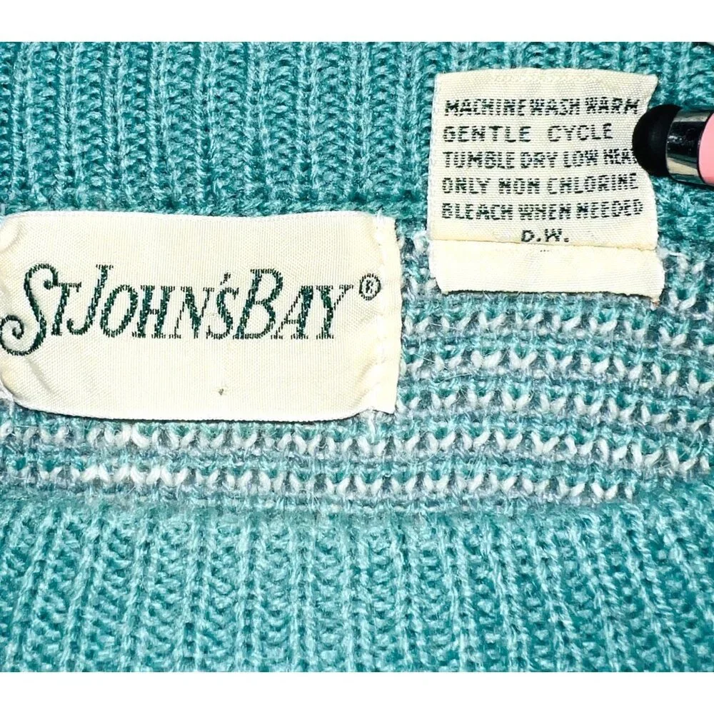 St. Johns Bay Women’s Teal/Purple & White Geometric Sweater Large Acrylic/Nylon - Picture 4 of 4